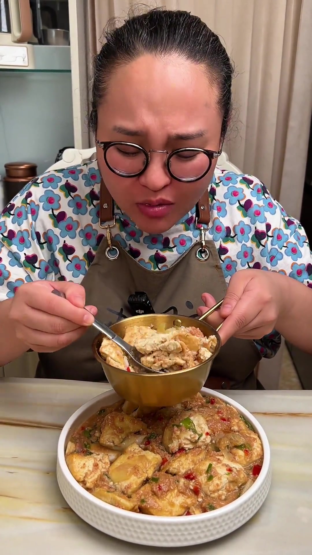10分钟就能搞定的虾酱炖豆腐，我愿意炒的烂烂地吃