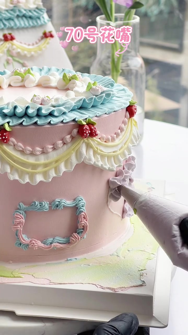 复古裱花嘴小动物蛋糕|今天做可爱兔子粉色系～