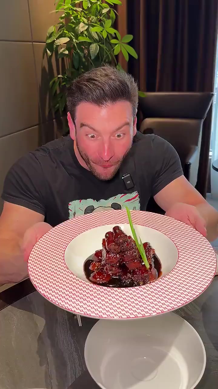 老外在中国：谁说上海没有美食，对中国菜的认知又被打破啦