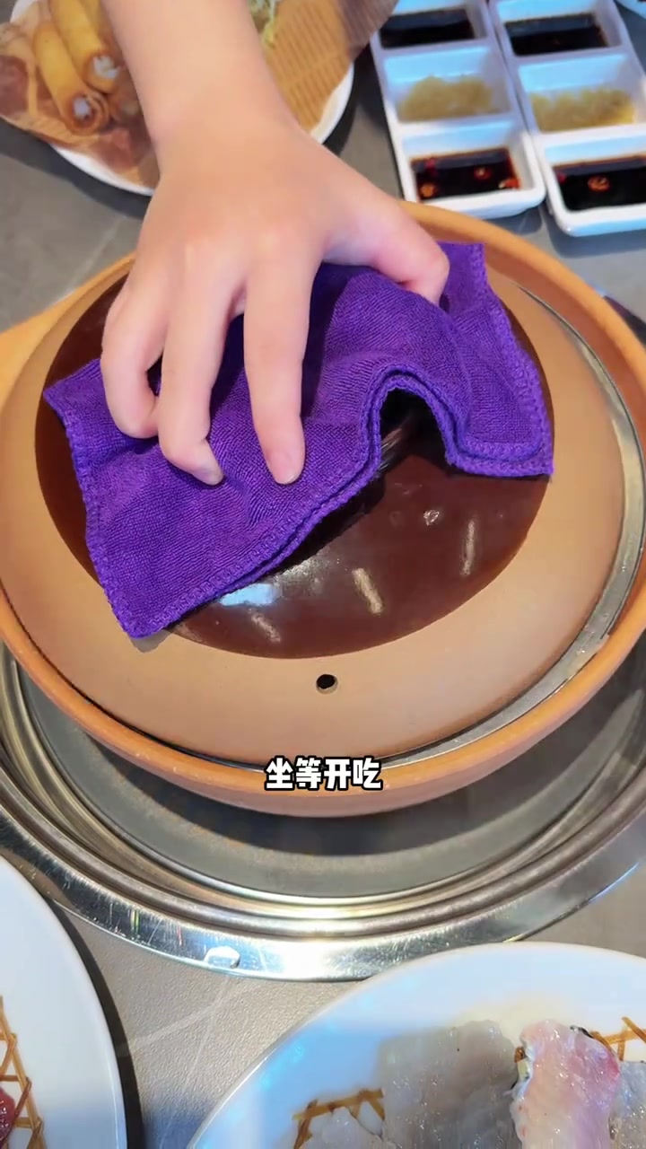 清远鸡、鲩鱼、牛肉用桑拿做法,尝原汁原味