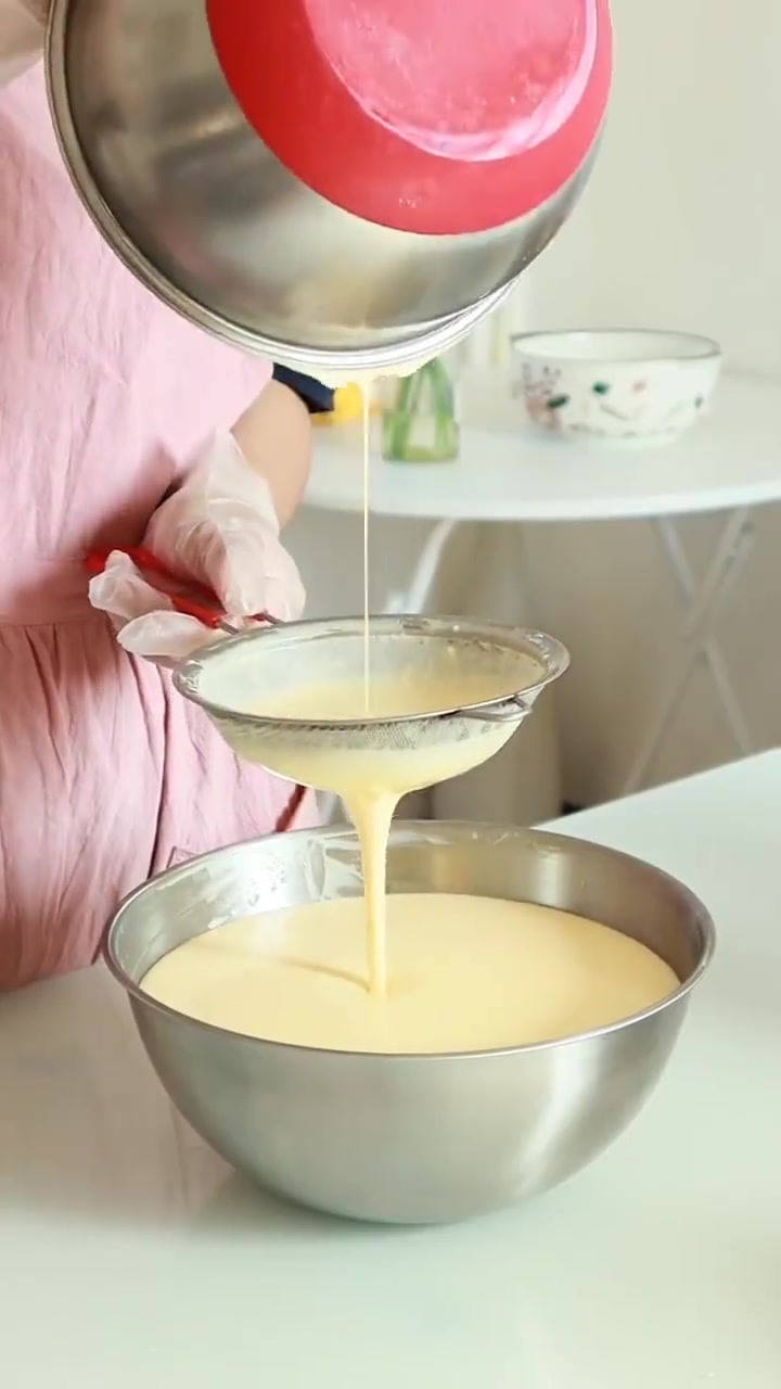 今天做了巴斯克芝士蛋糕,真的是太香了