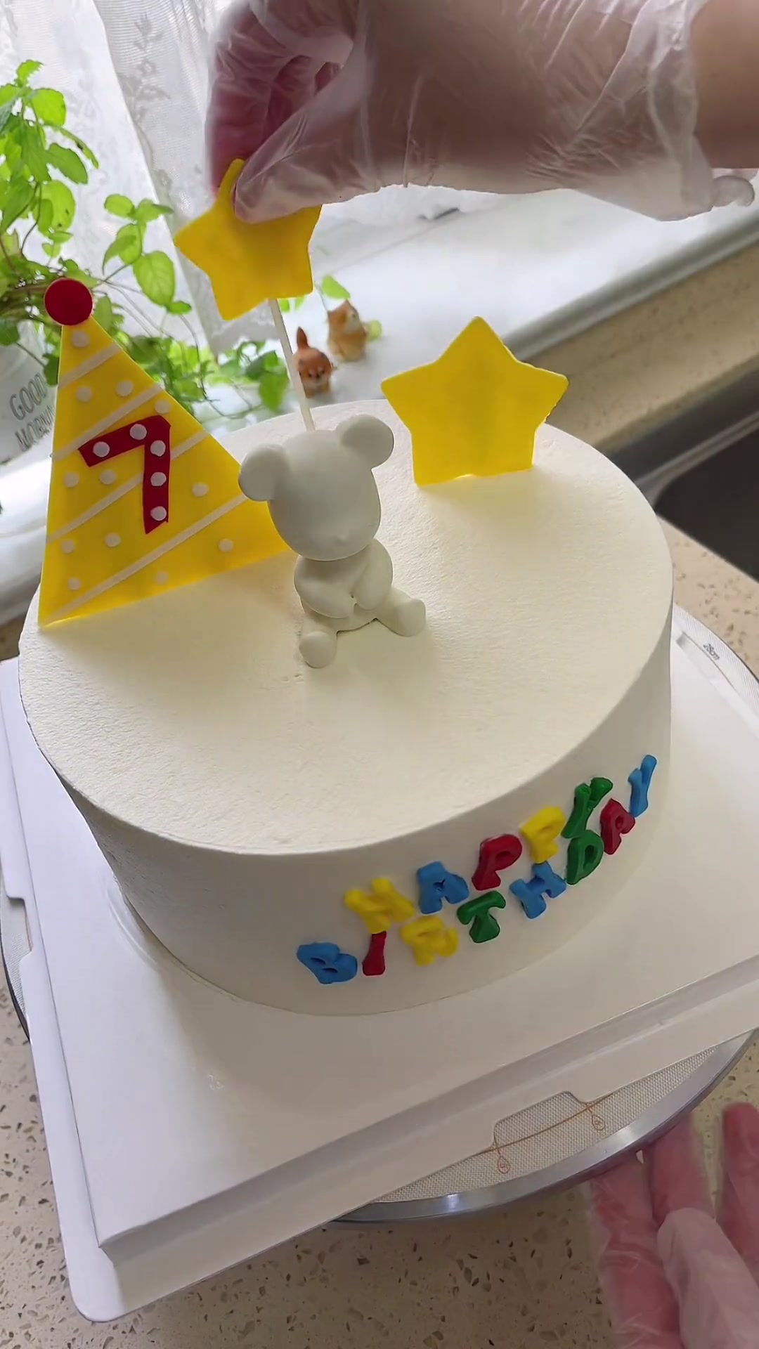 今天做8寸小男孩生日蛋糕