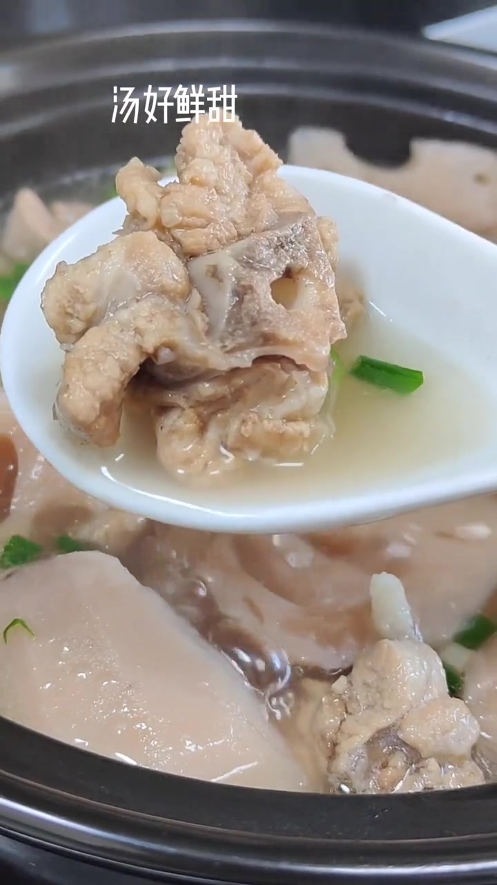 学会了好喝又营养的莲藕汤，给家人做是一种幸福