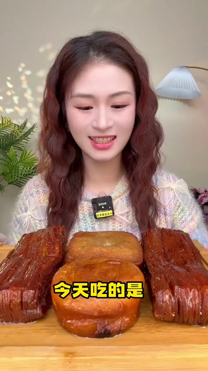 油炸面包,五花肉。油油大作战!