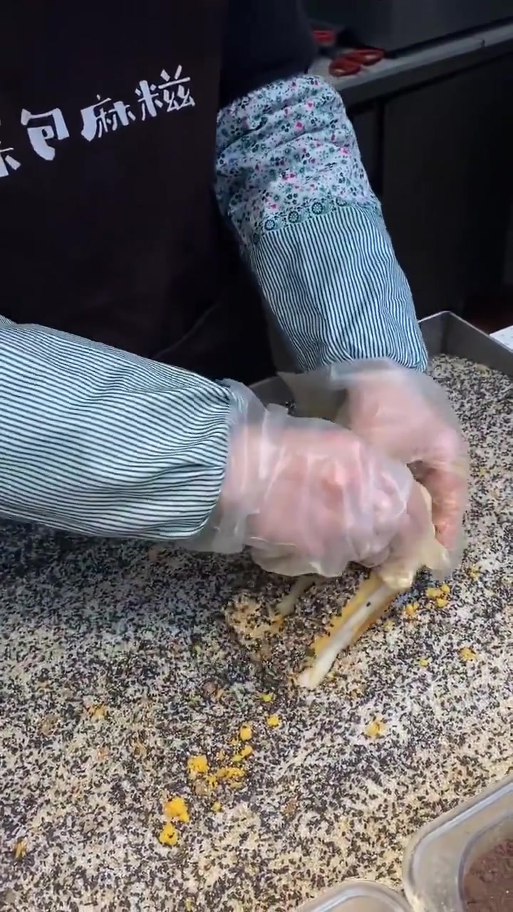 好喜欢糯叽叽的油条包麻糍！