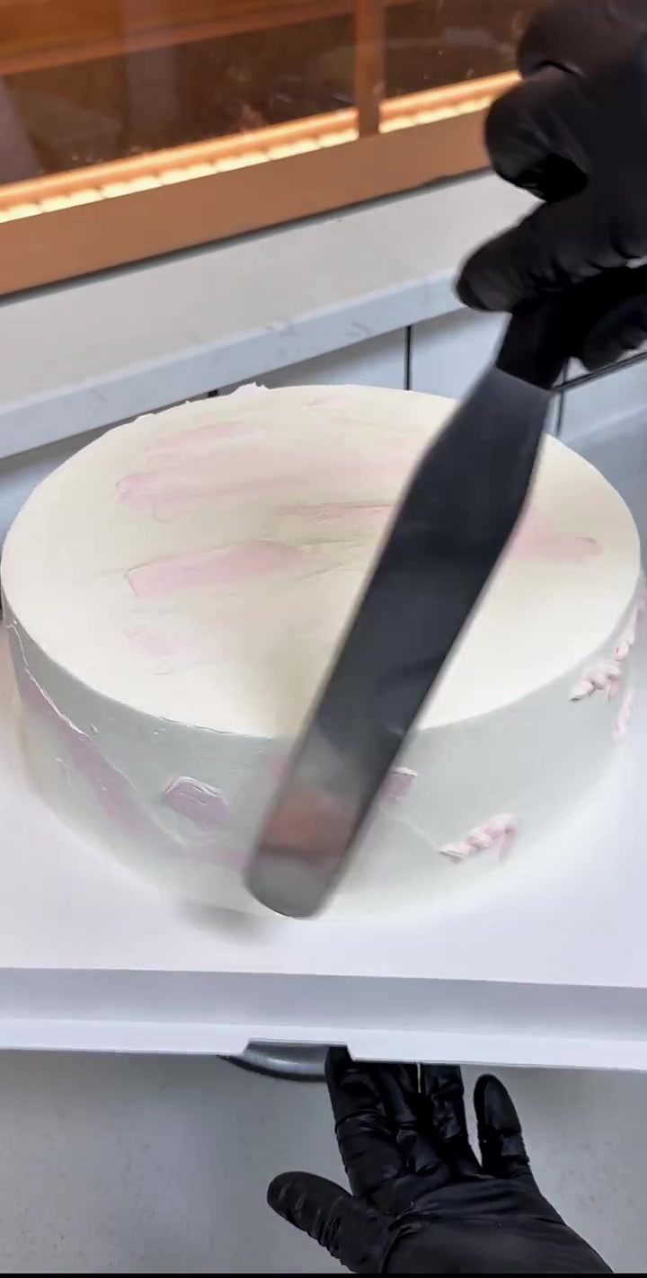 郁金香花束蛋糕的制作,母亲节做这款真的很出片,巧克力做的郁金香好看又能吃!