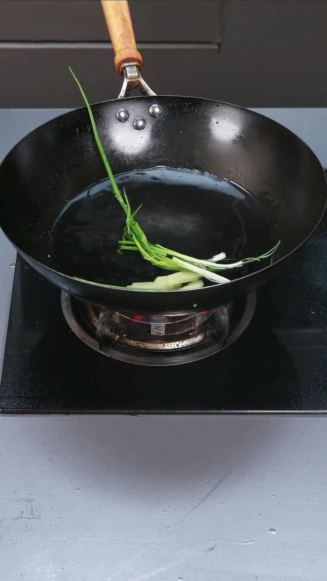 不同部位,不同口感,尽情享用美味的牛肉大餐