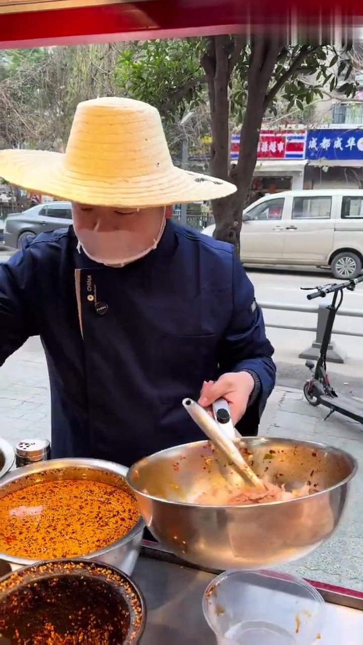 成都秦鸡肉说王鸡肉味道没法和自己相比