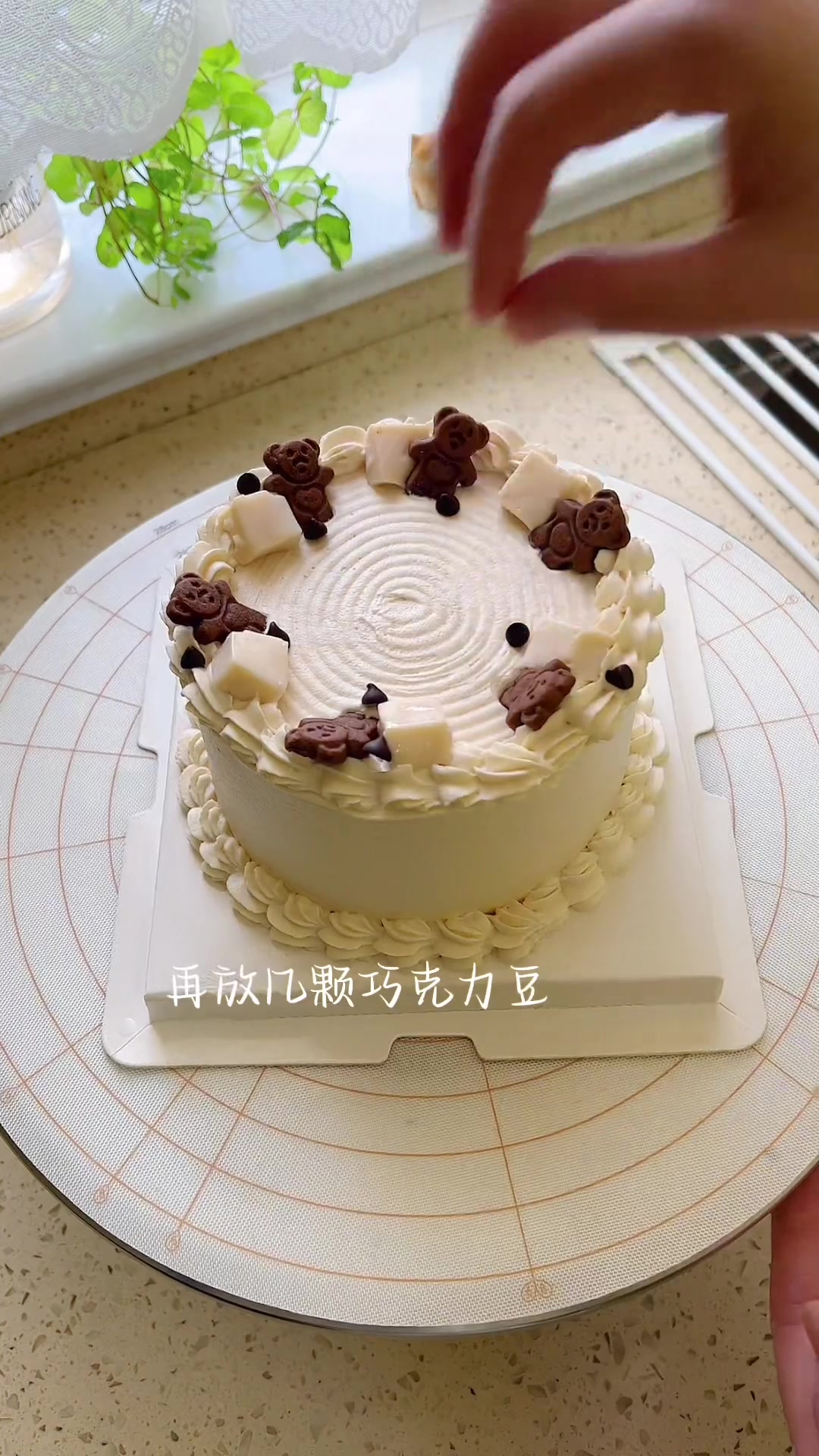 今天做玫瑰红茶奶油蛋糕!给喜欢红茶奶油的姐妹!