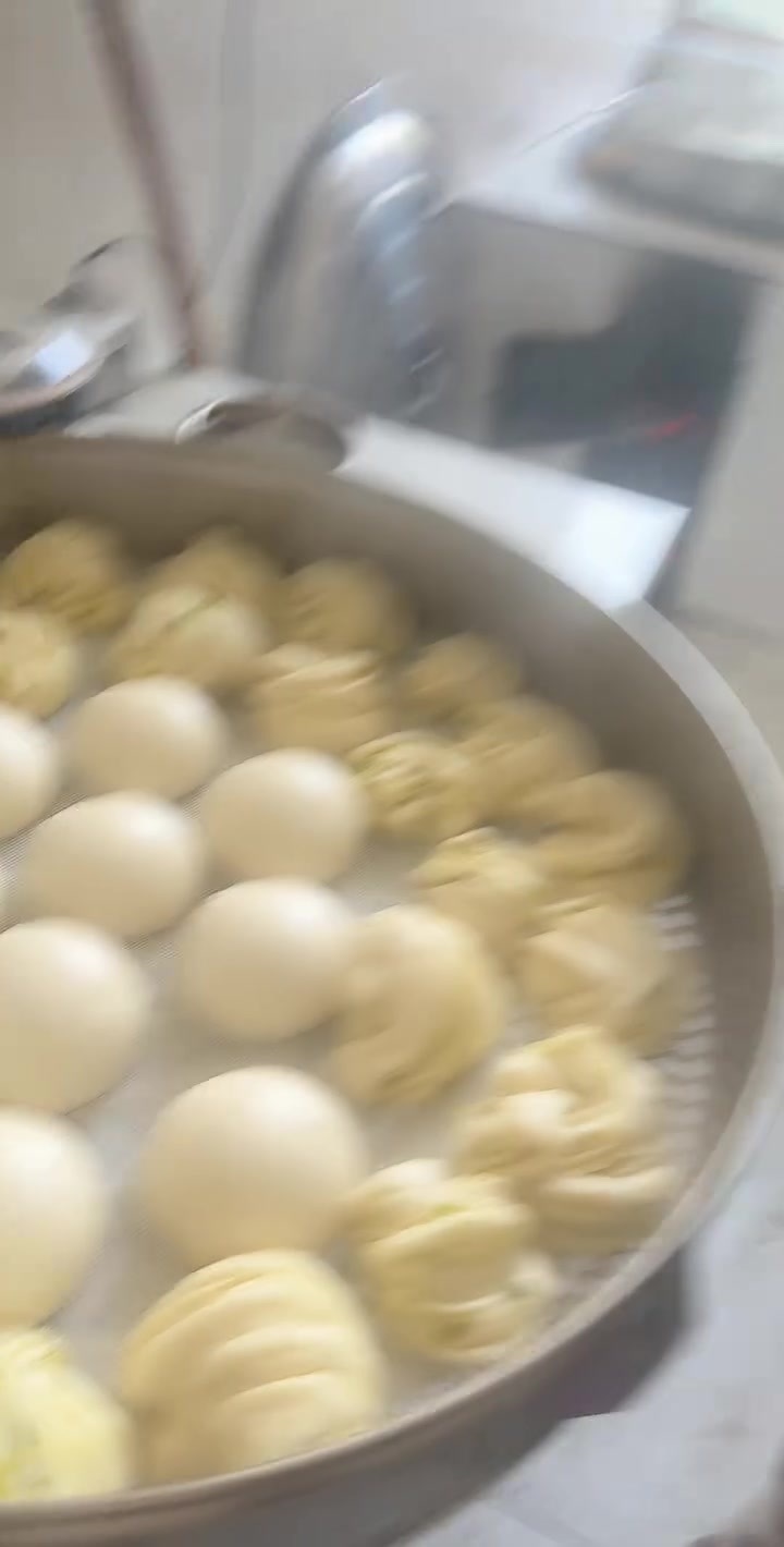 热气腾腾大馒头出锅啦