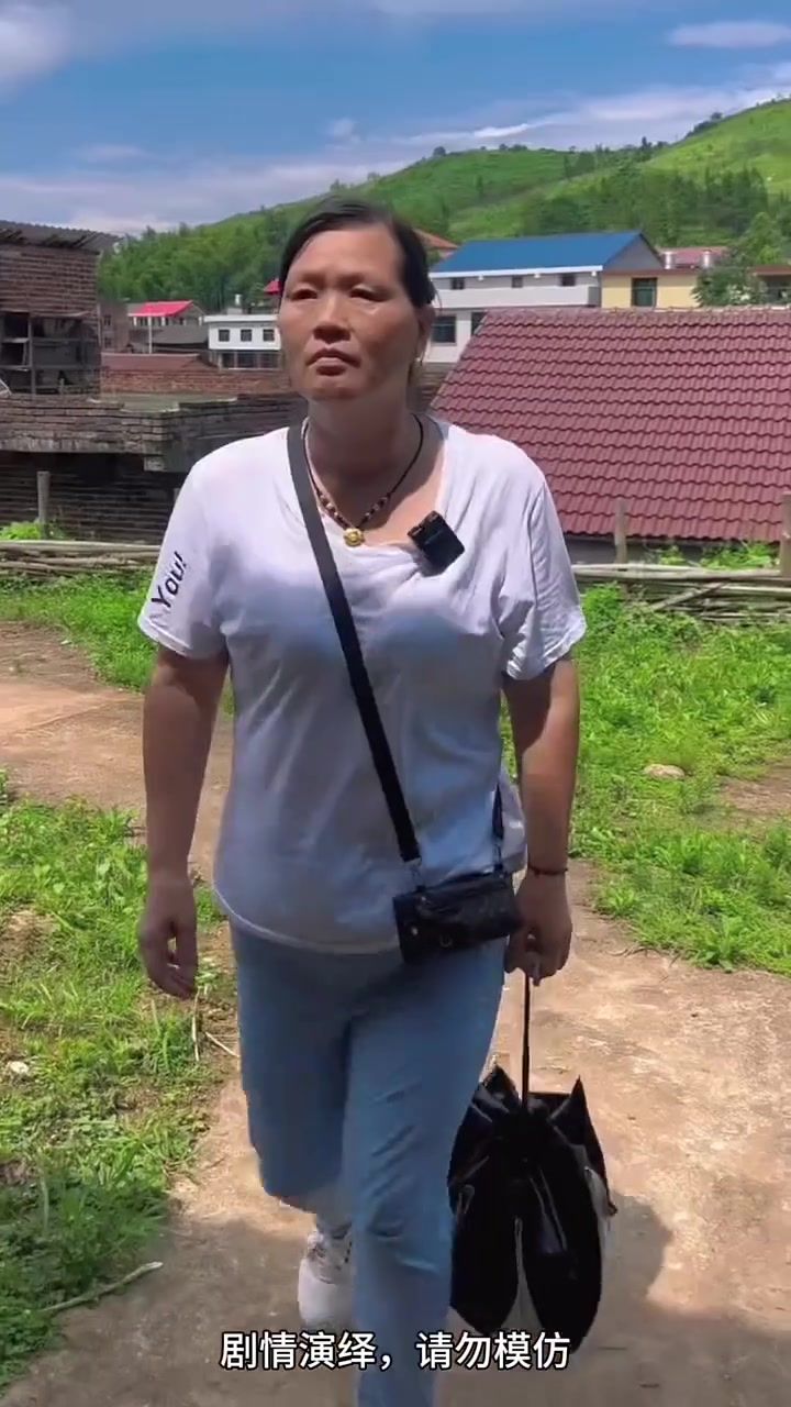 误会大了!燕子抓鸭真相让人惊掉下巴!