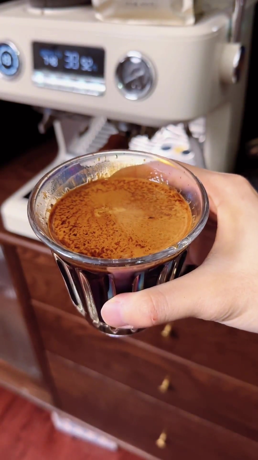 下午茶就来一杯油脂满满的美式咖啡