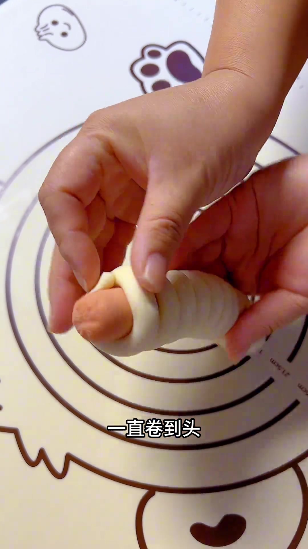 火腿别直吃,活碗面做毛毛虫卷,孩子超爱