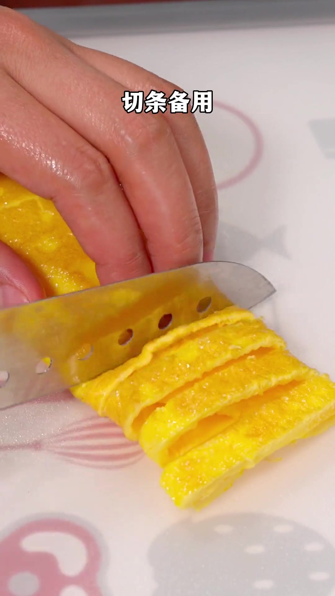 家庭版寿司好看又好吃,俩口一个孩子超满足