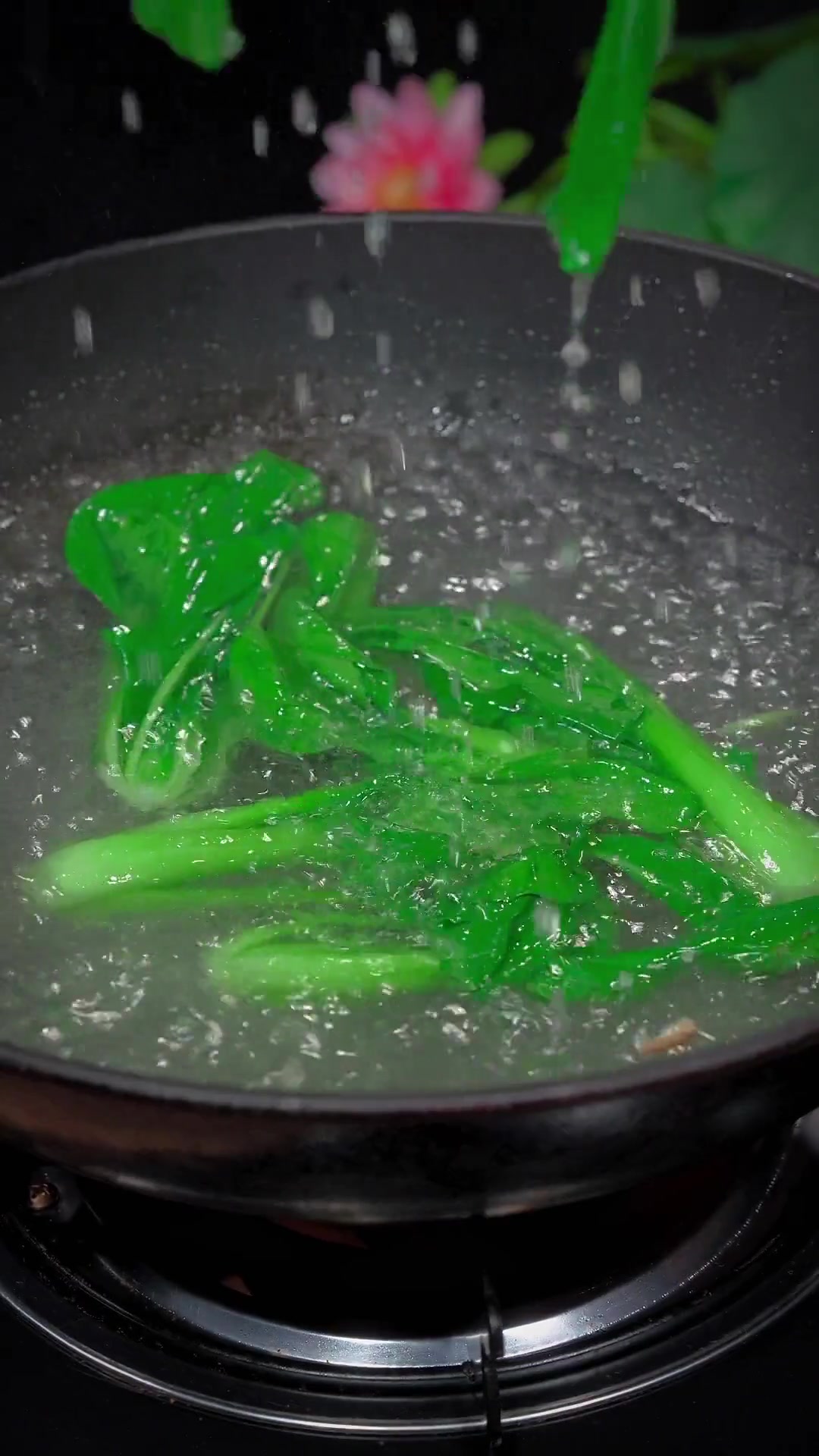 大鱼大肉吃多了,学会这盘香菇青菜不止好看又好吃!