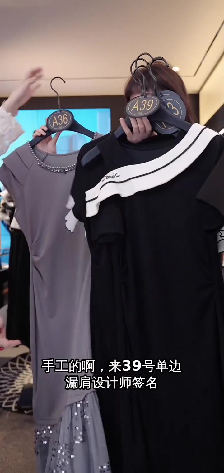 经典莫兰迪灰色小蛋糕裙,单穿礼服超美,限量抢购!