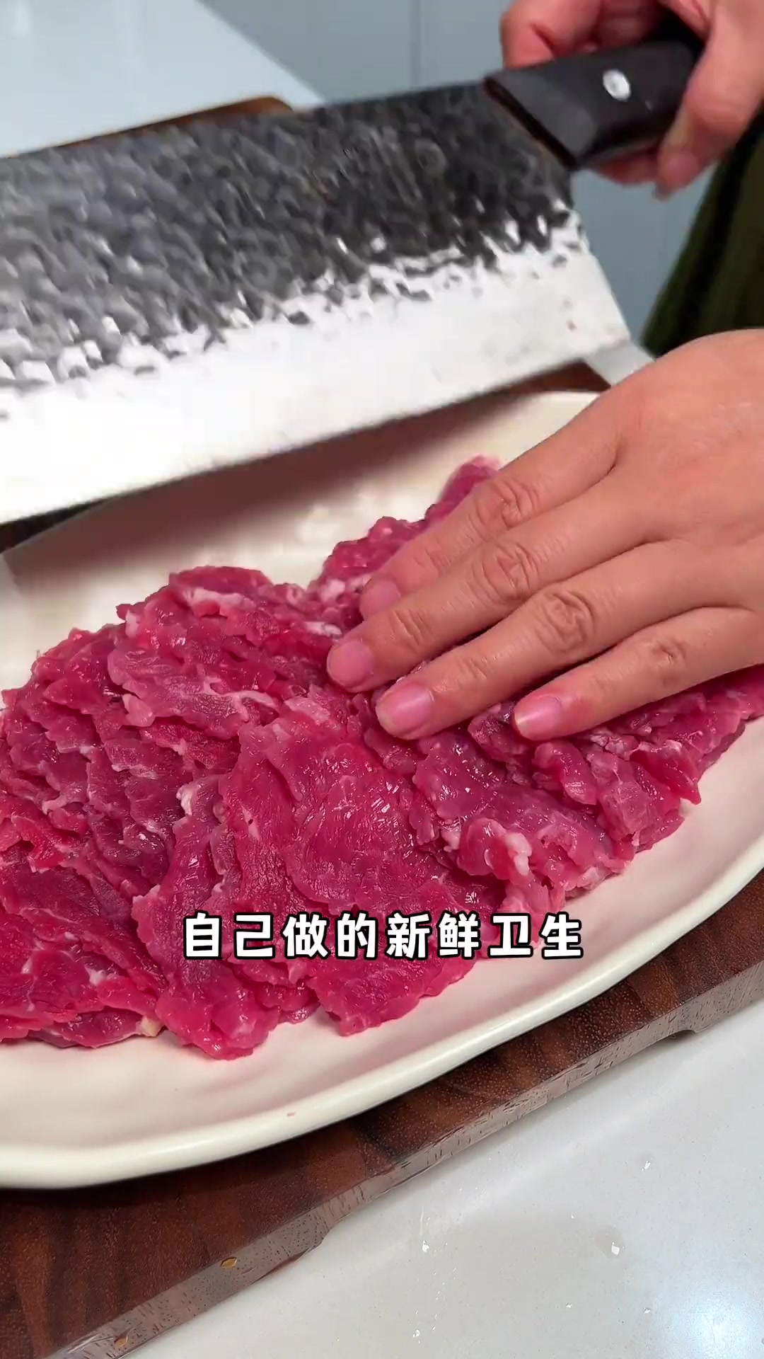 天气渐凉,备好食材给孩子做冬初火锅,全家超满足!