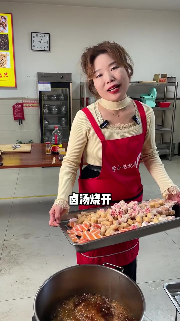 下午三点做串串，半小时搞定，丸子素菜卤煮教程