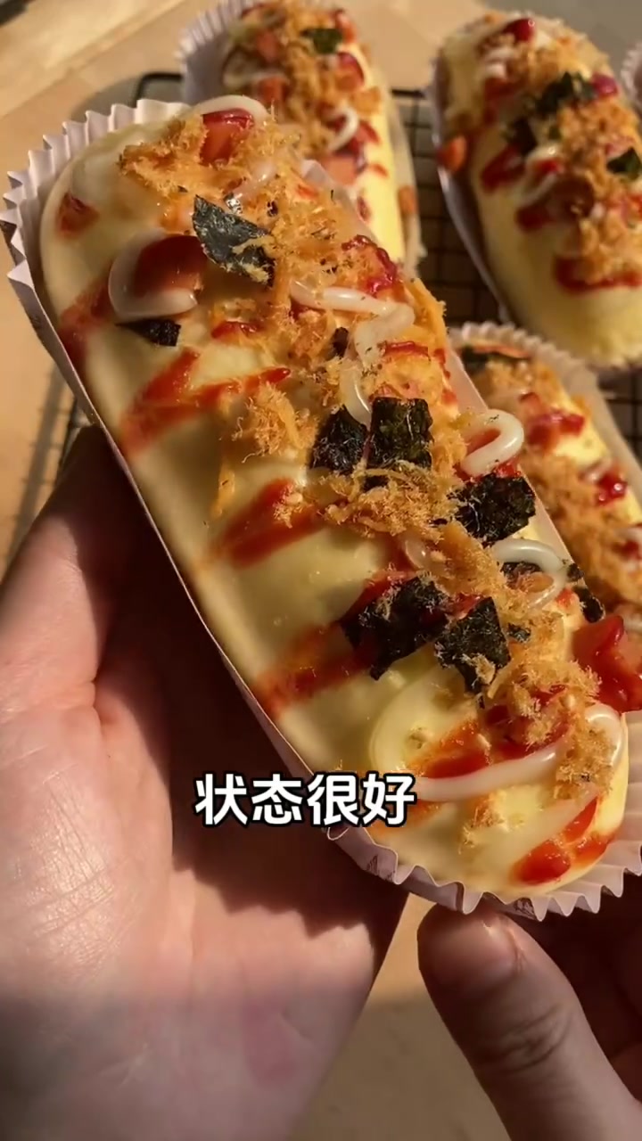 肉松挑战第九弹！火腿沙拉肉松面包