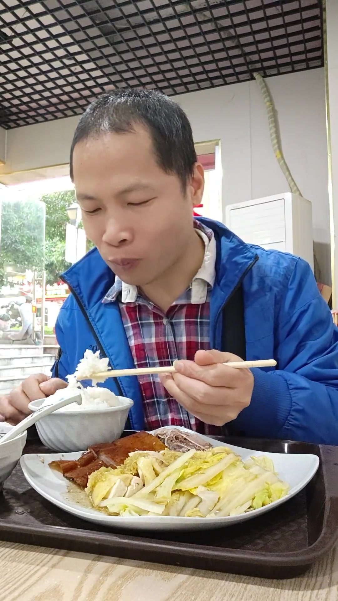 吃白切鸡拼烧鹅饭