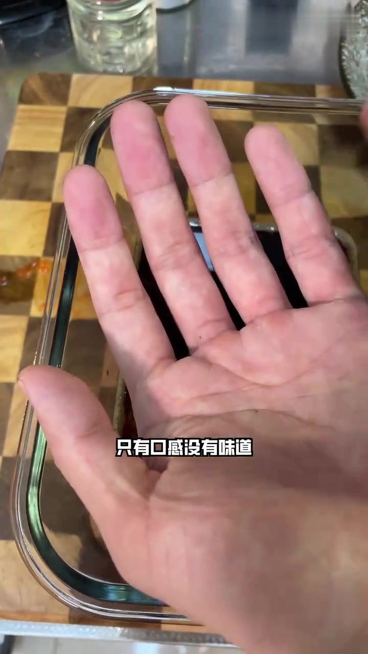 鲑鱼产卵季，体验生筋子到酱油渍鲑鱼籽全过程