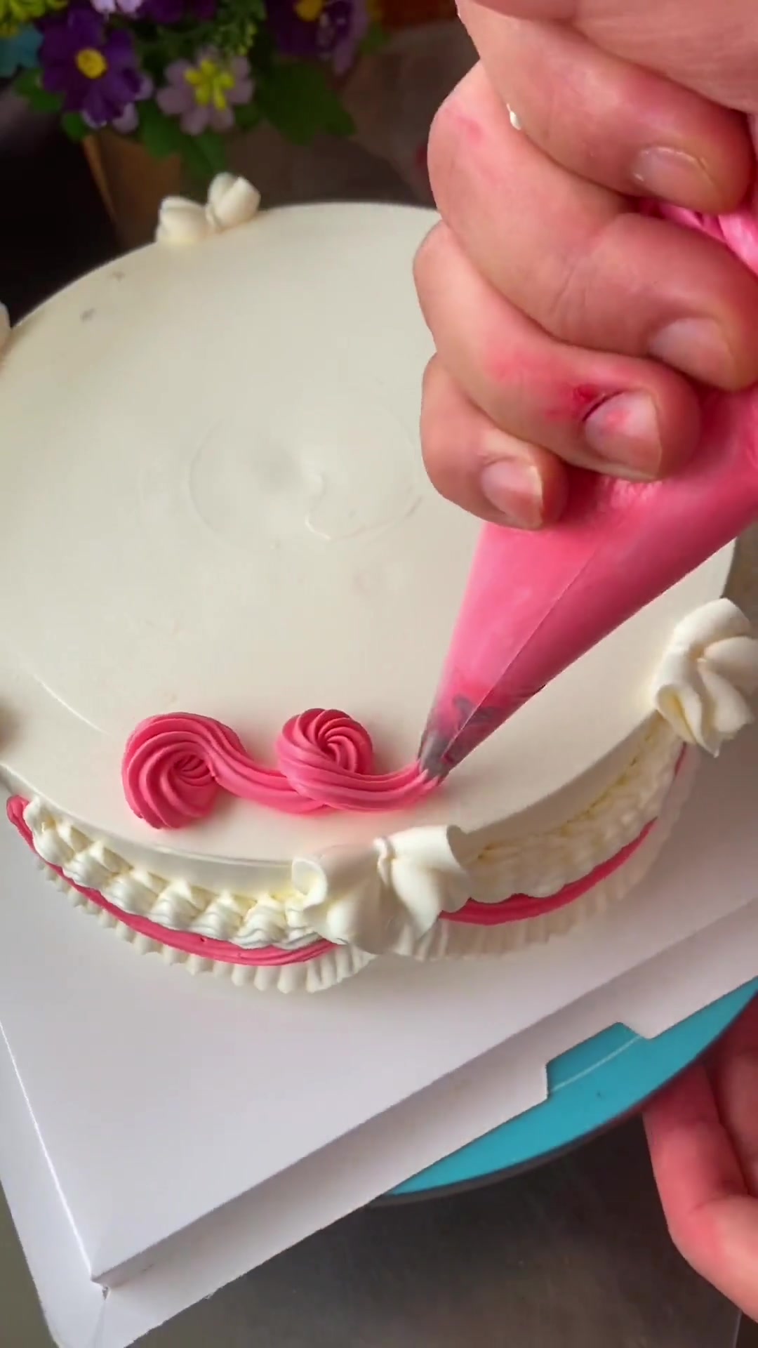 14寸的原来复古蛋糕这么简单,你学会了吗?