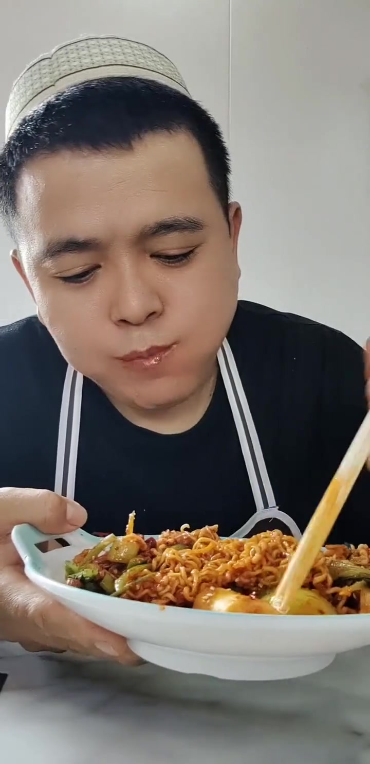 麻辣烫辣爆方便面