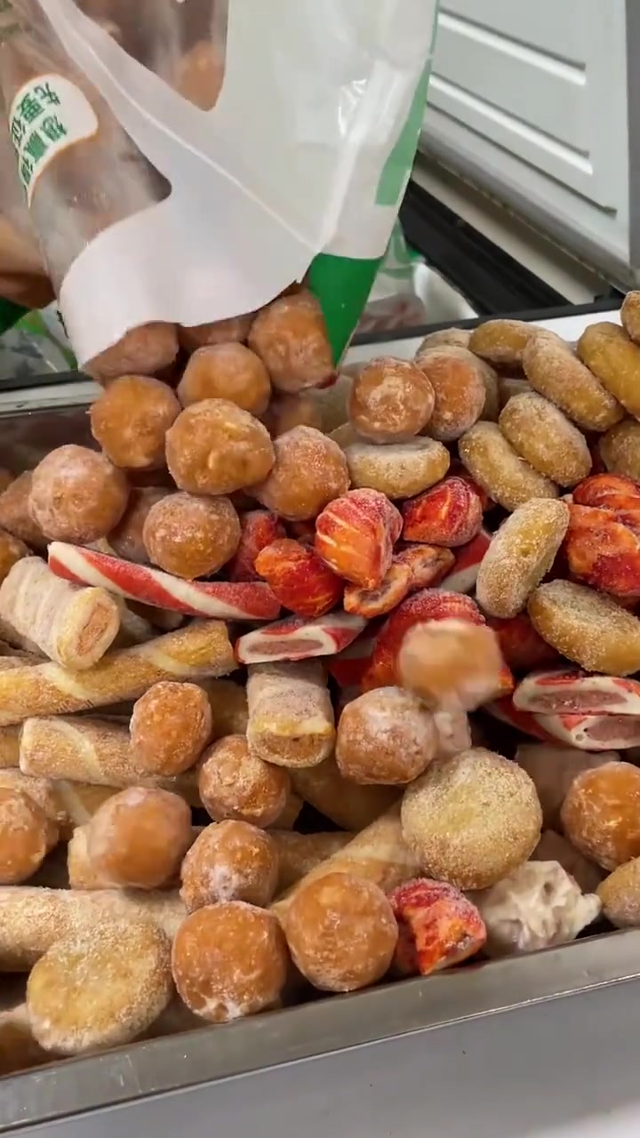 学校门口一圆一串咋做？丸子素菜卤制全过程揭秘！