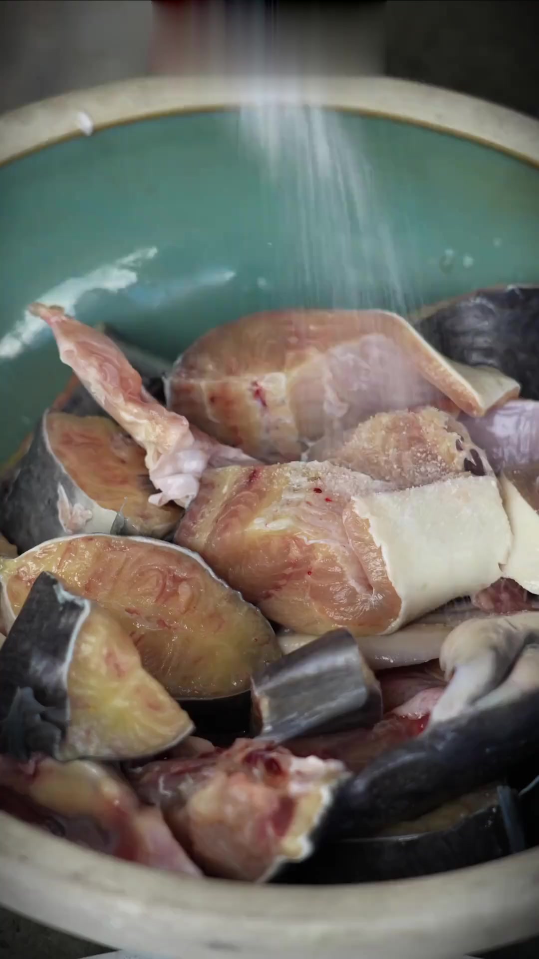 分享超下饭傣味焖鱼做法，色香味俱全快试试！