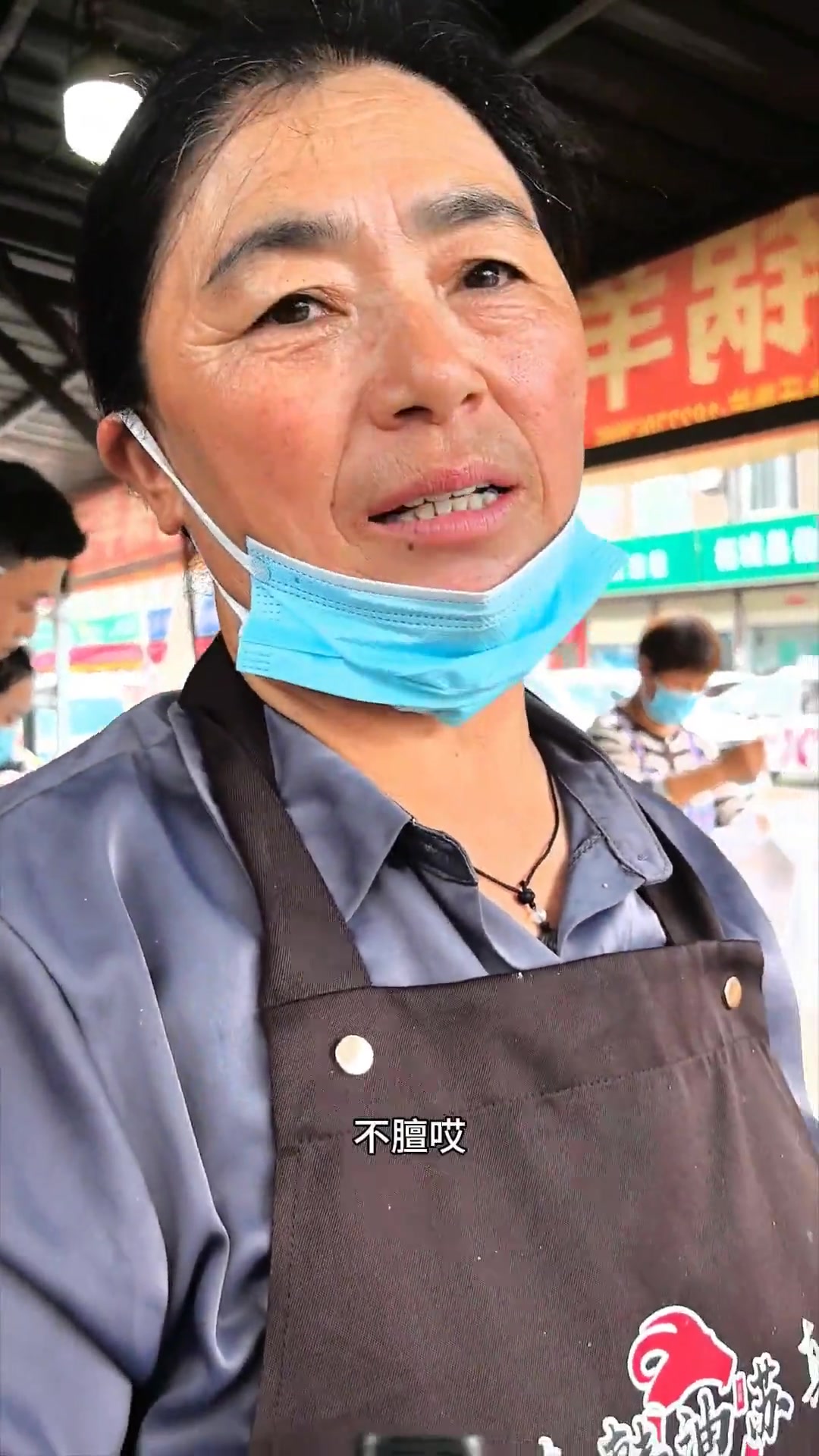 商丘蒸羊肉太香,高炉烧饼配汤超棒
