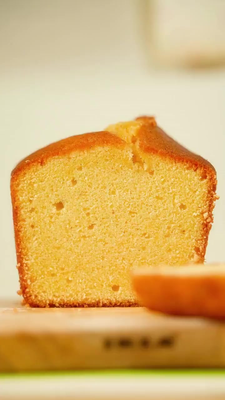 离谱！怎么会有磅蛋糕吃起来像冰淇淋啊！