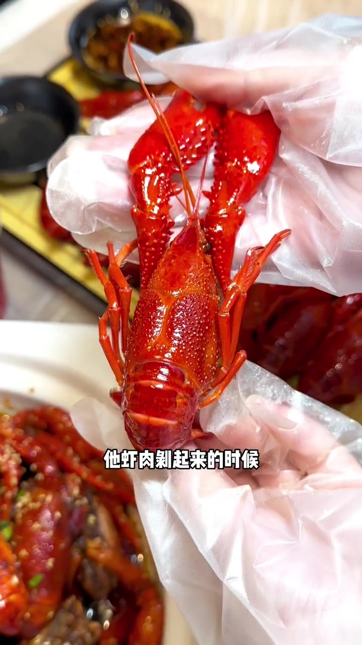 来武汉不去吃一顿肥肥虾庄，后悔一整年