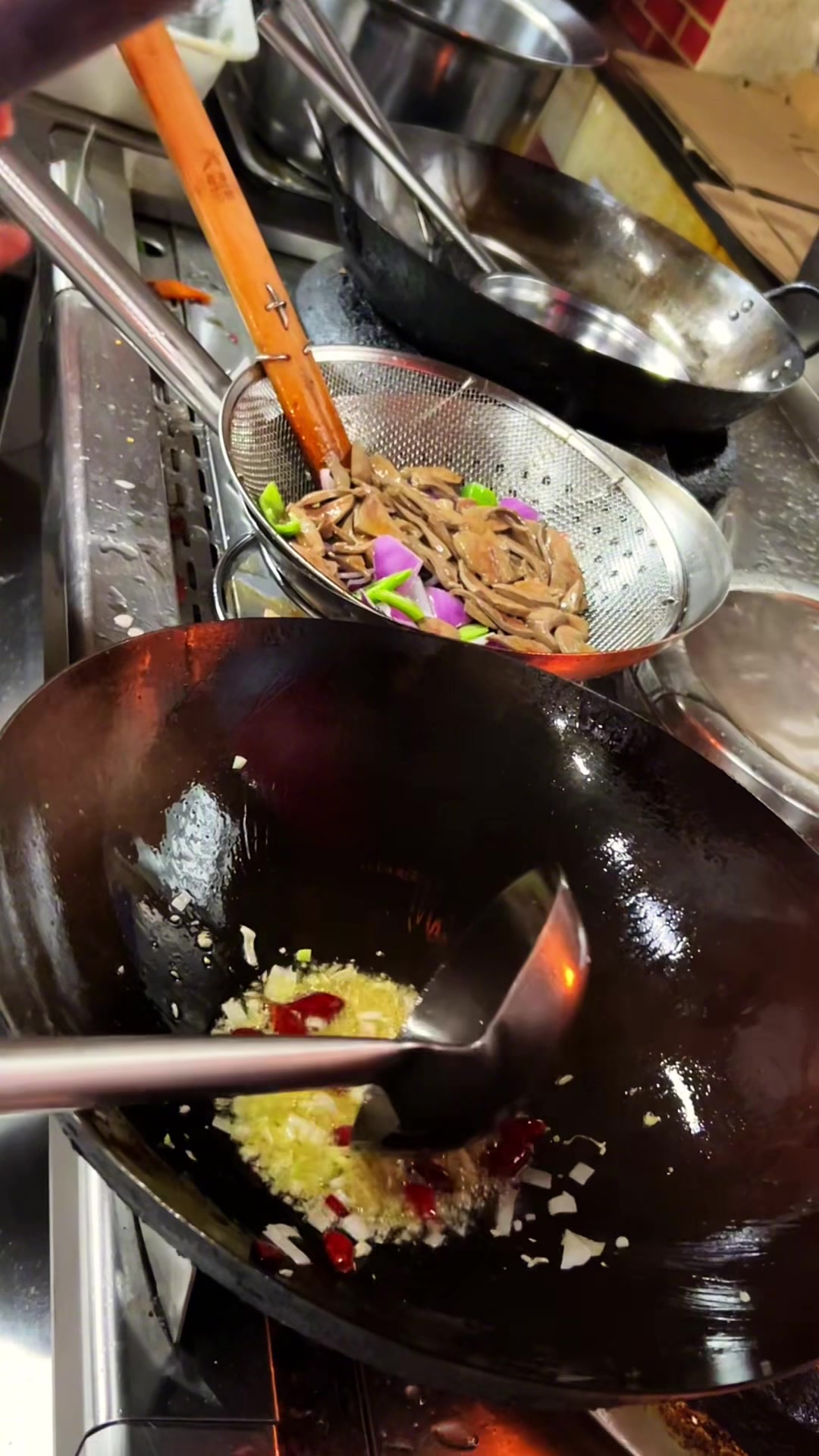快餐小炒培训,学炒菜去哪里好,东北菜培训,中餐炒菜培训,炒菜