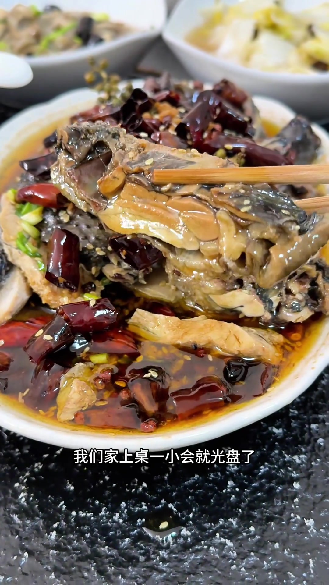 吃一次就忘不了的酱油鸡,上桌一会就光盘