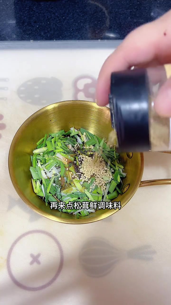 天冷回到家喝一碗热腾腾的砂锅饺子真实入贴