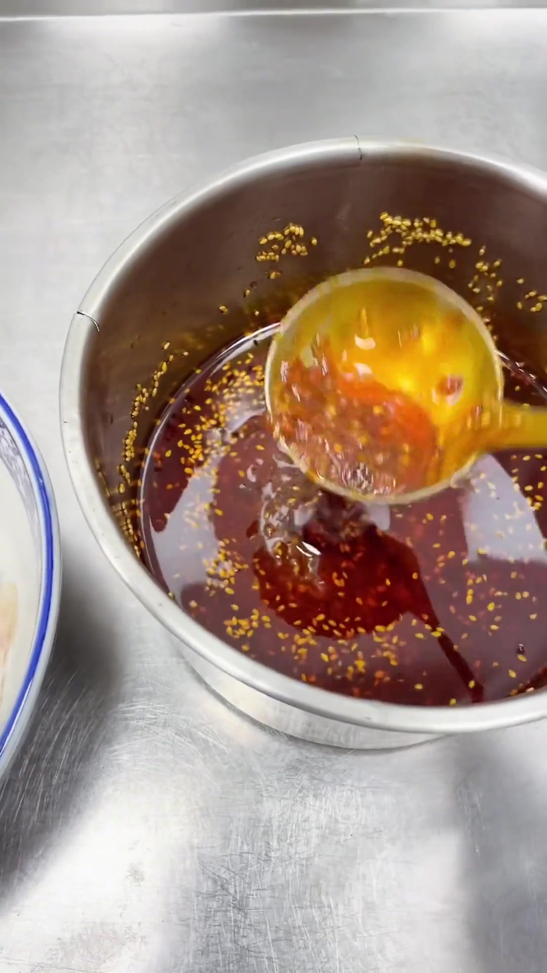 春季应季菜品六道，红油鲜椒大刀脆耳出品展示，保证款款都是实战经典菜品，后期更新三道！