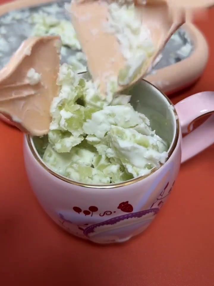 阿兰喵｜2023年最后一个月了，努力上分也不要忘记好好吃饭哦！｜炒酸奶