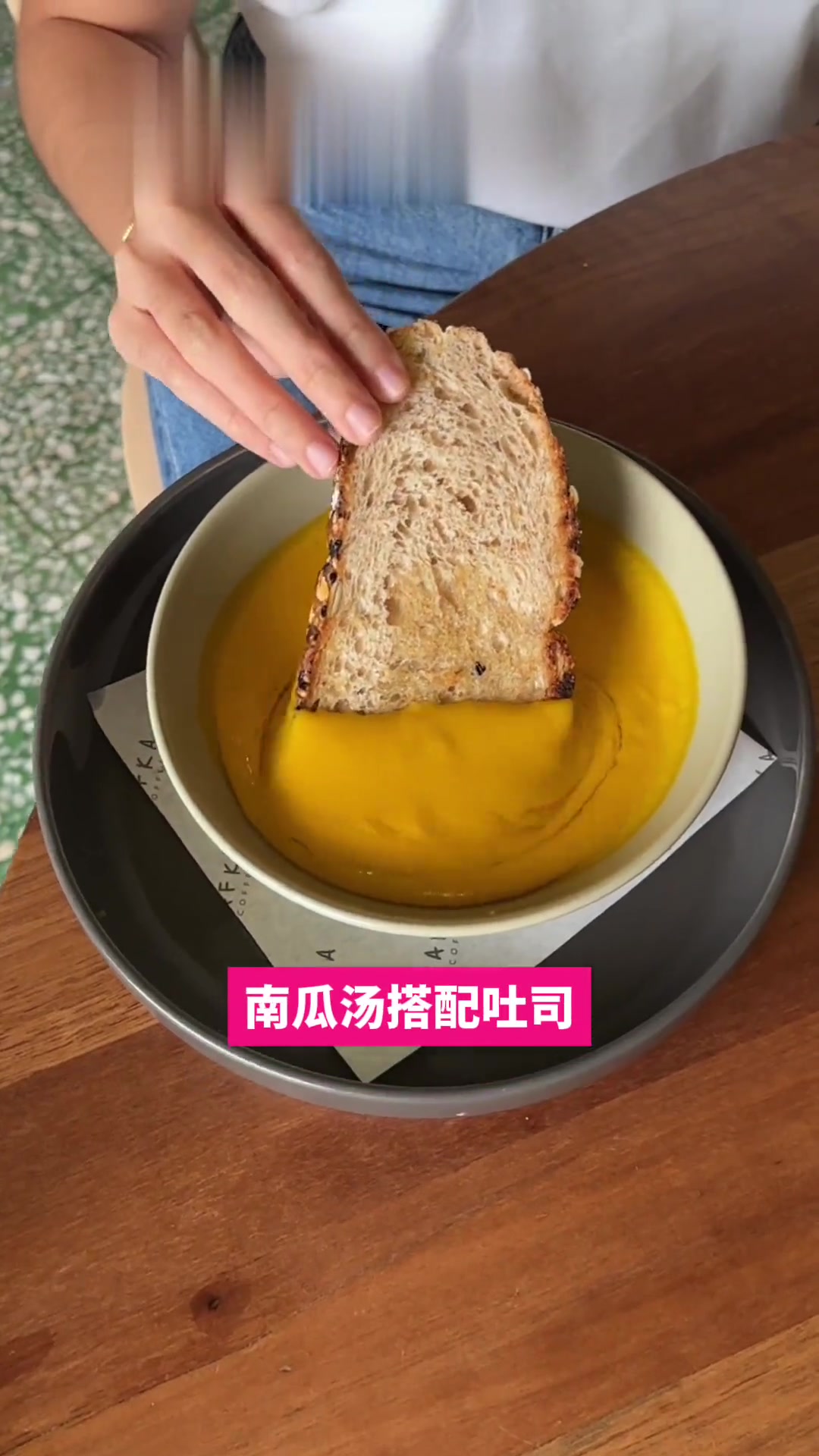 超受欢迎全天早午餐咖啡厅，菜单多样！