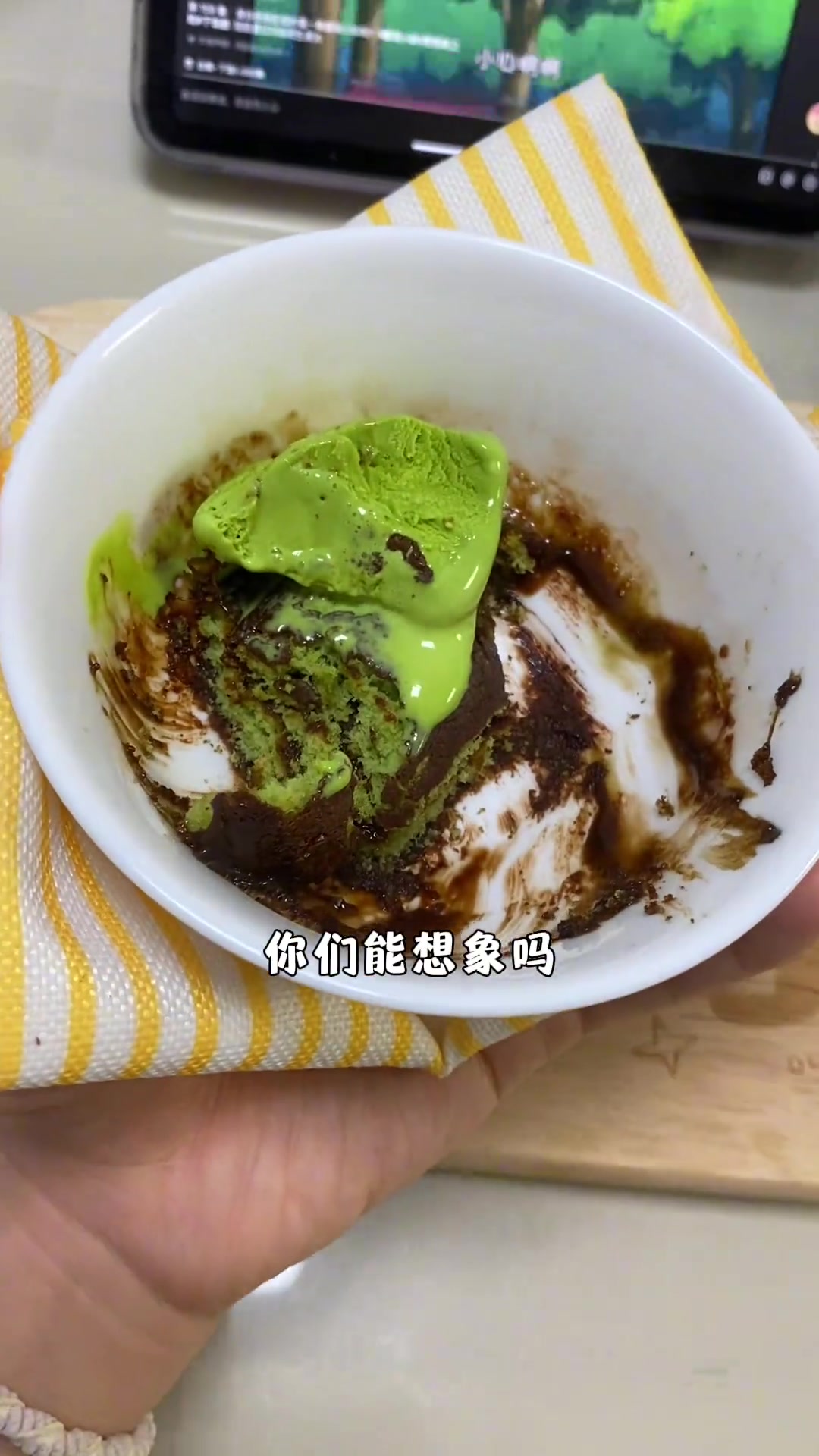 吃好丽友派的时候灵机一动,没想到变成这样了……