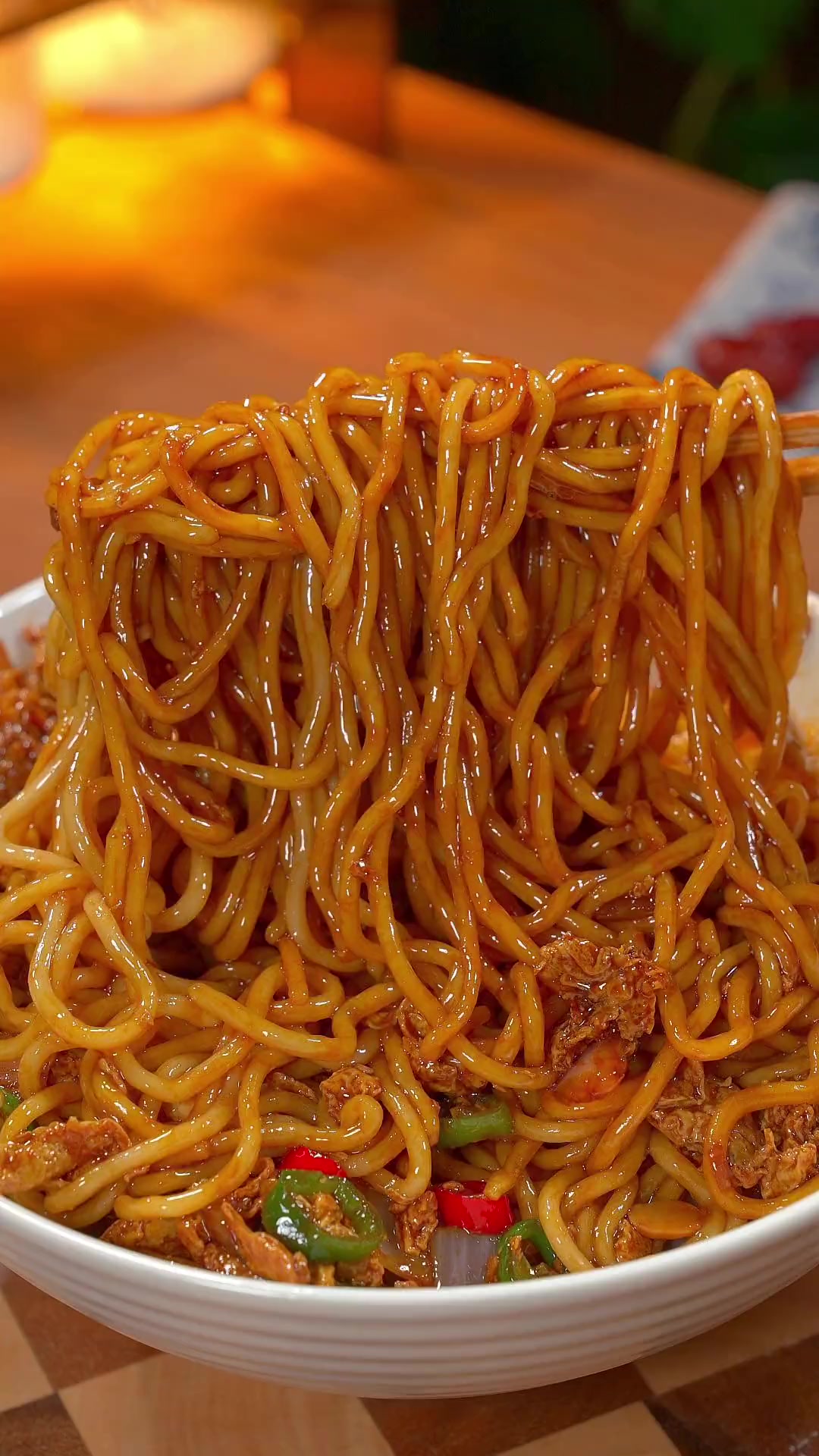 没吃就来吃碗鸡蛋酱拌面吧