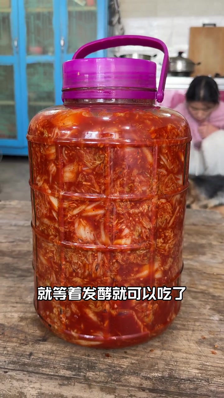 东北存冬菜,今天我家腌辣白菜