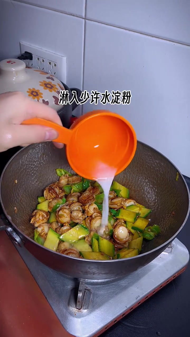 现在的扇贝即便宜又肥美 家人们一定要试试这个