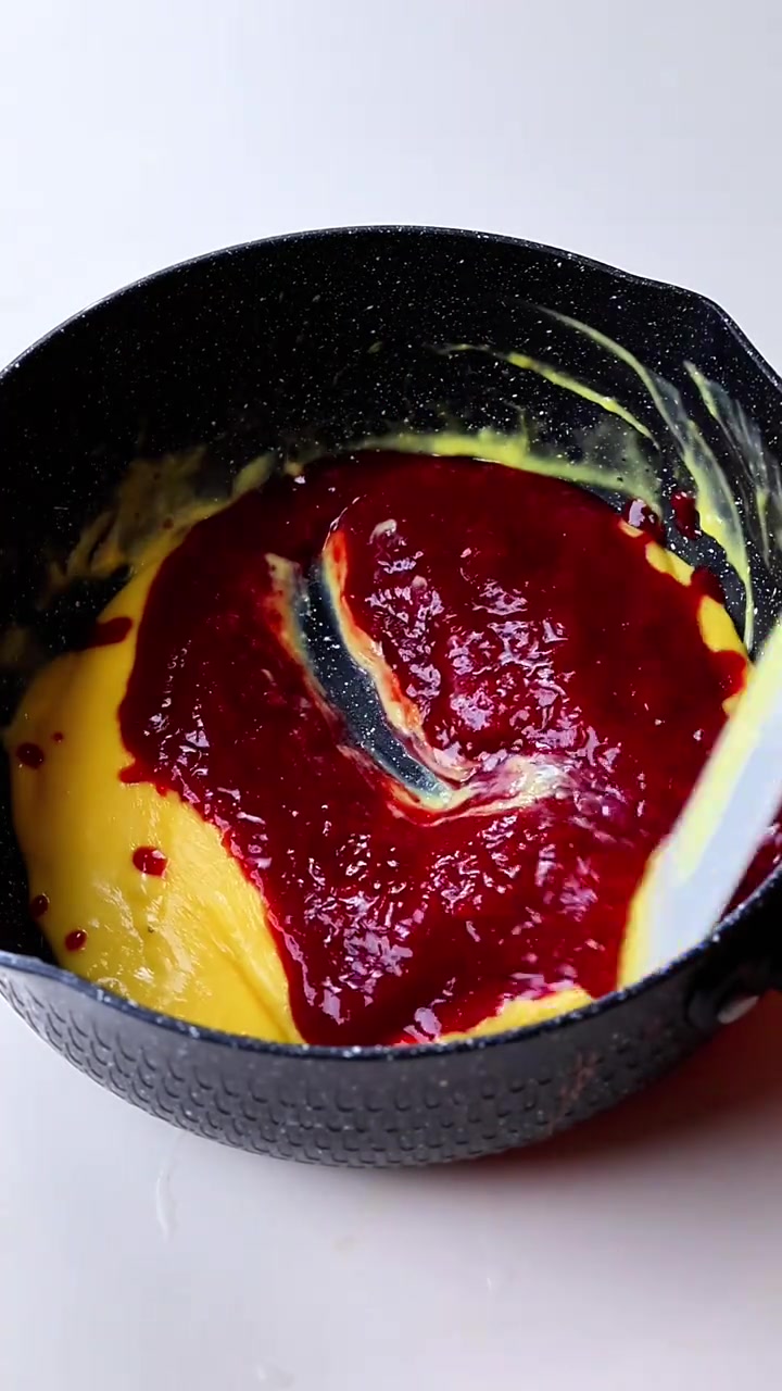 无糖版草莓雪糕，不能吃糖的朋友们，按照这个配方做起来吧