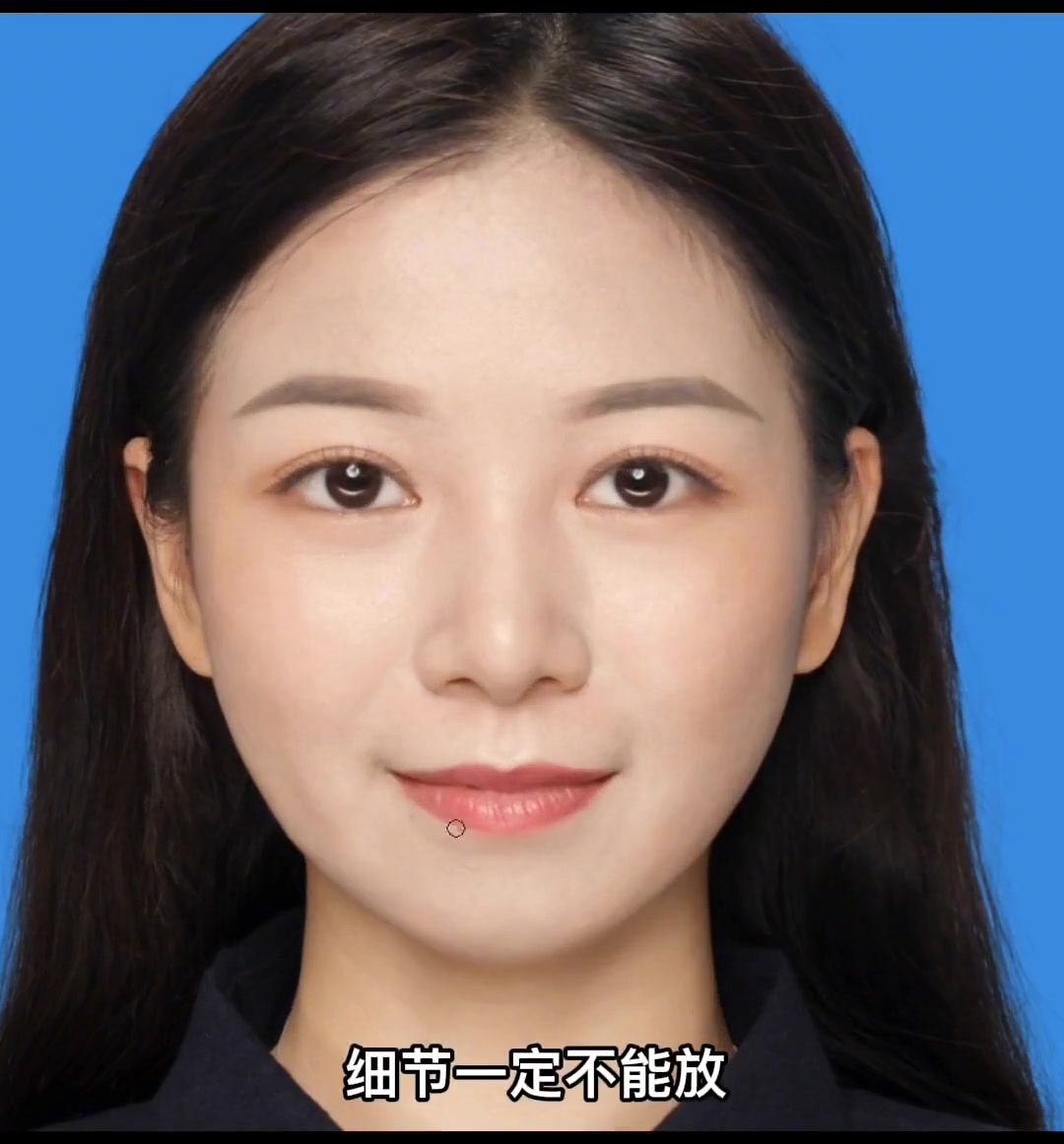 用休闲西服搭配波浪造型，改证件照当头像