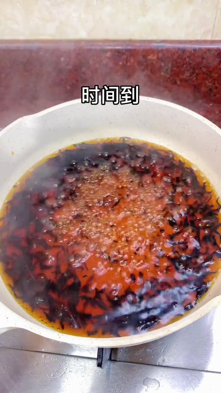 在家做珍珠奶茶简单易做，奶香浓郁Q弹好吃