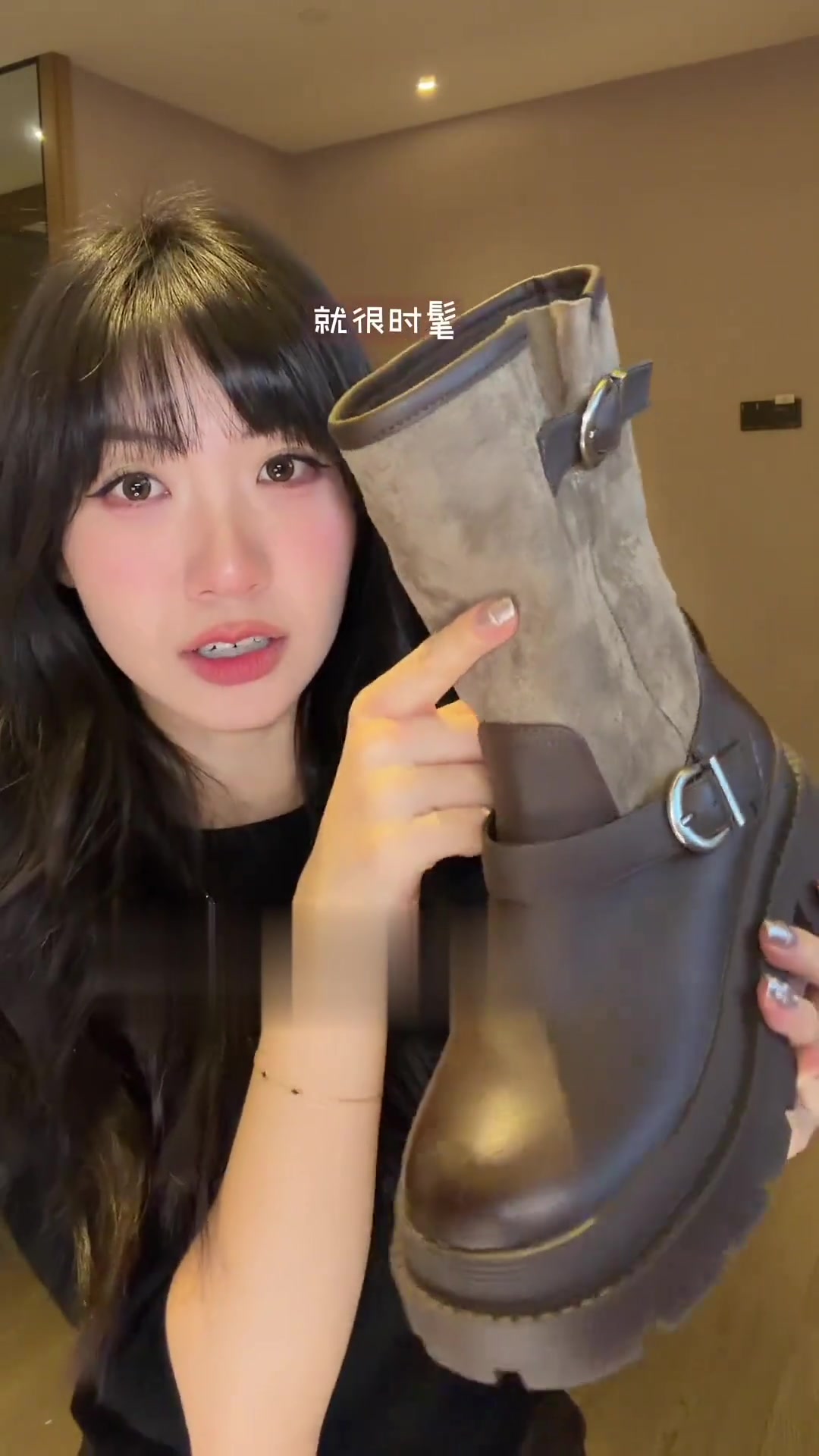 秋冬天我是靴子狂魔，这几套哪套最好看？