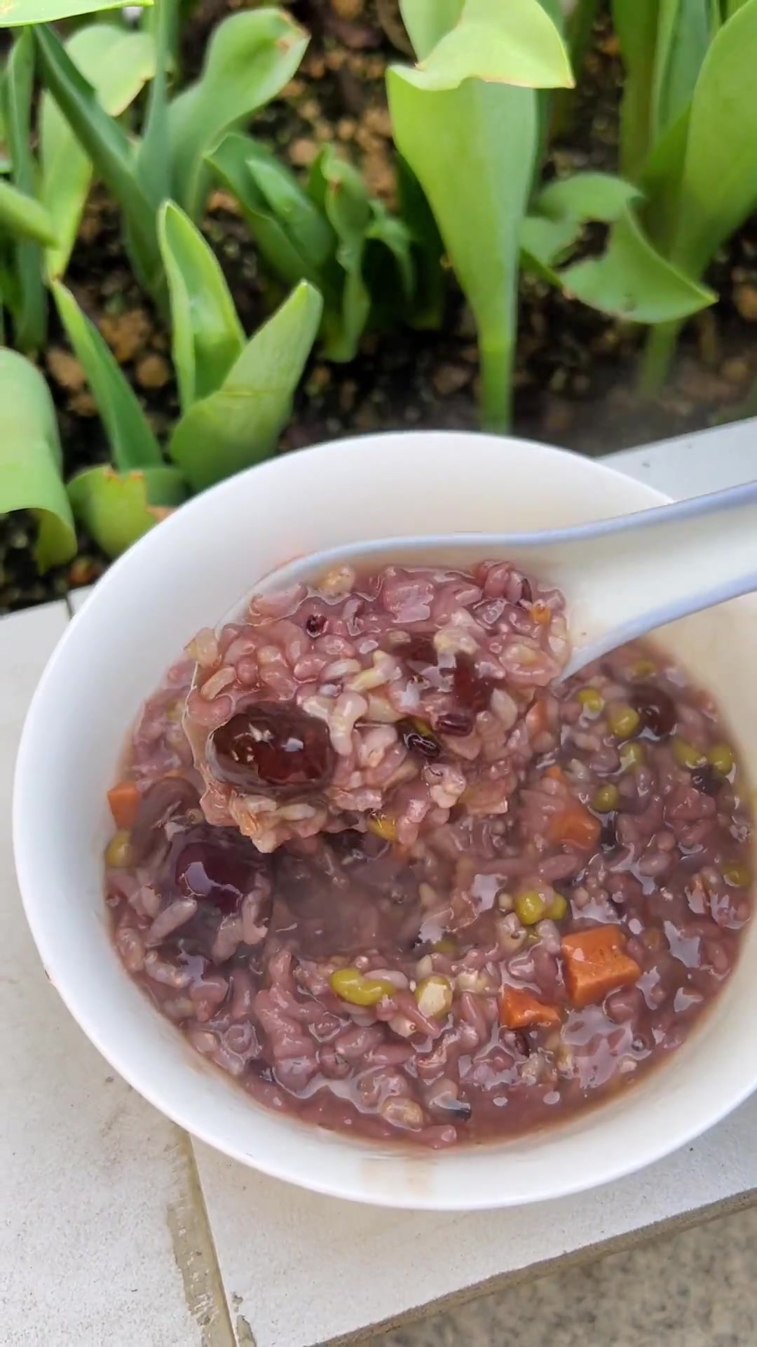 今日妈妈早餐是山楂珍珠粥，吃粗粮很棒