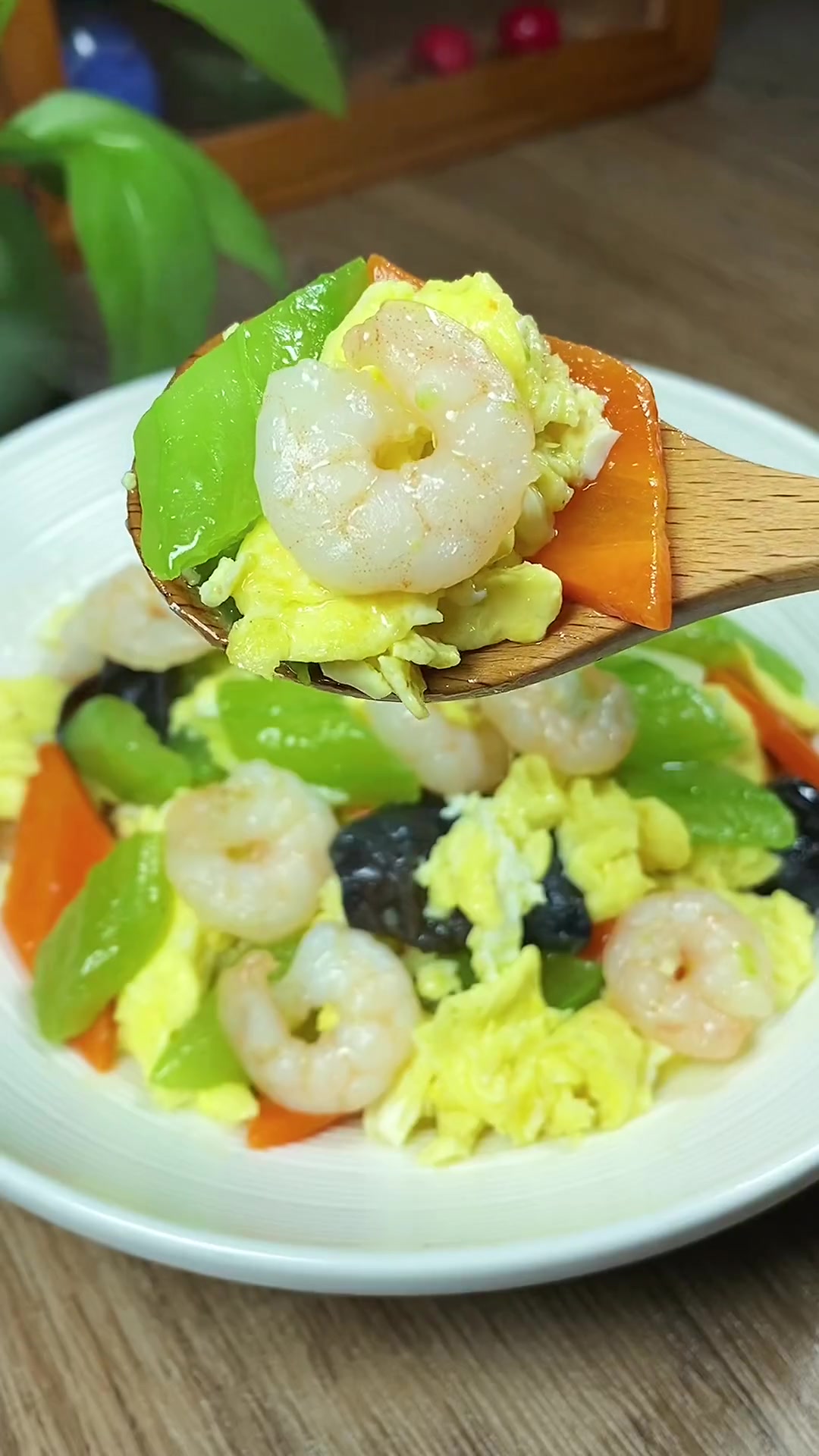 大鱼大肉吃腻，来盘家常什锦小炒，全家皆爱