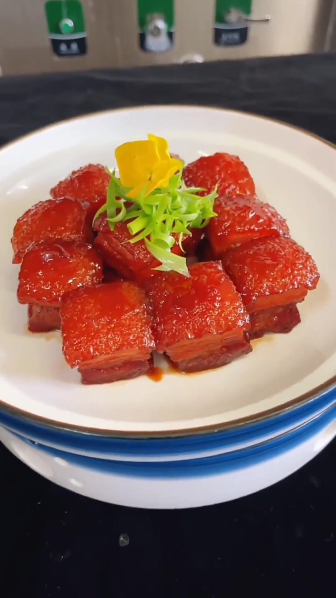 招牌虎皮红烧肉制作教程