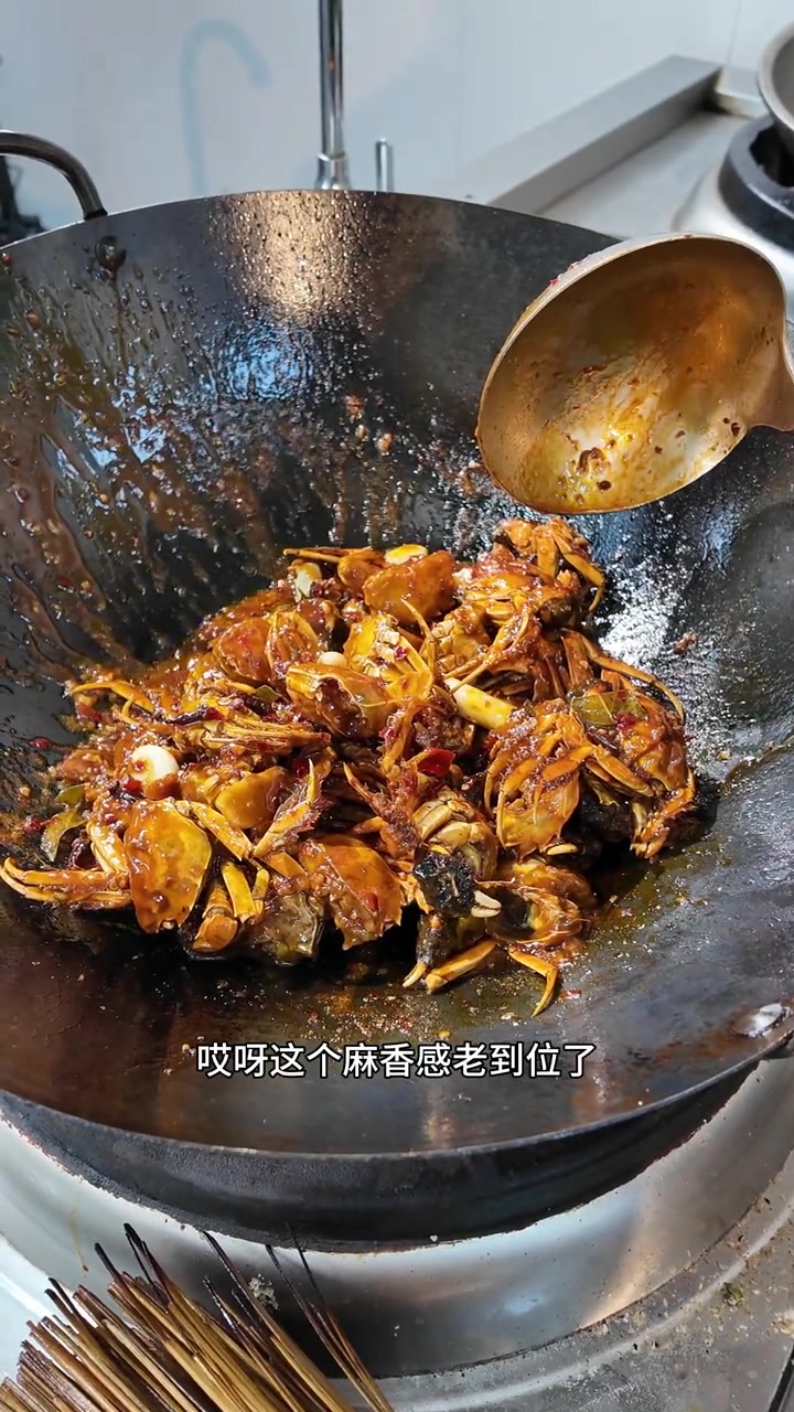 精品二代巴里香辣蟹做法细节